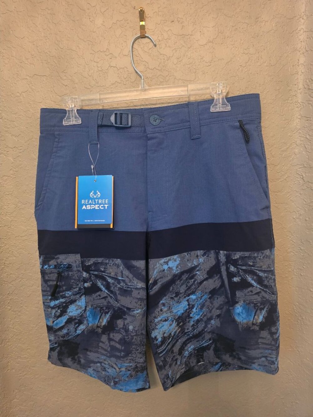 Realtree Fishing Men's Mirage Blue Hybrid Fishing Outdoor Shorts S NEW